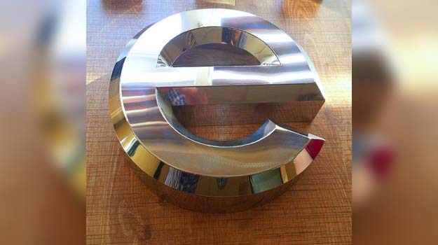 3D Chrome Letters & Logo